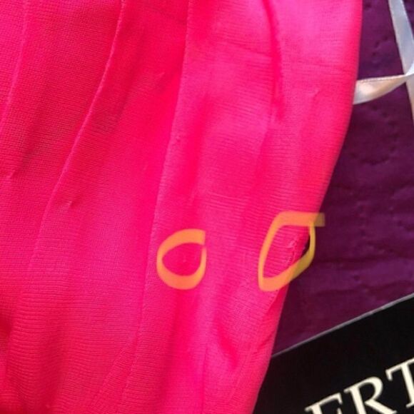 WT Roberta size M high low dress with small flaws - Picture 7 of 9